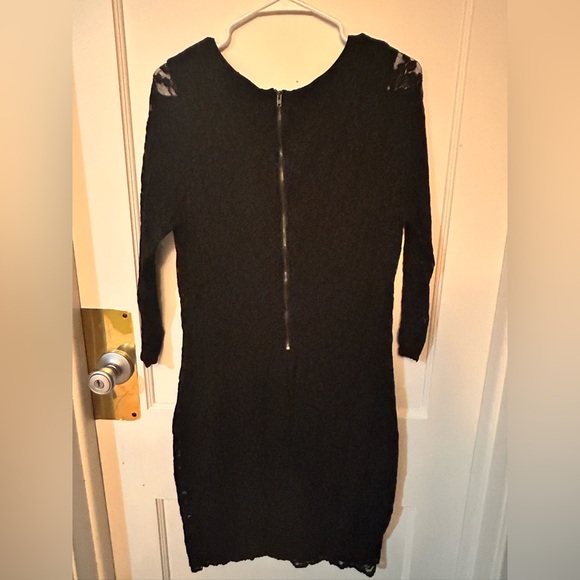 Forever 21 Body Con Dress - Picture 4 of 6